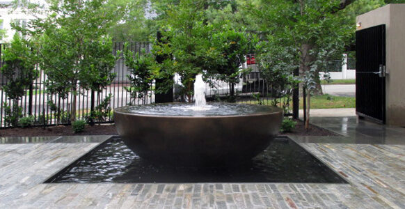 Bronze_Pitted_Florentine_WaterFeature